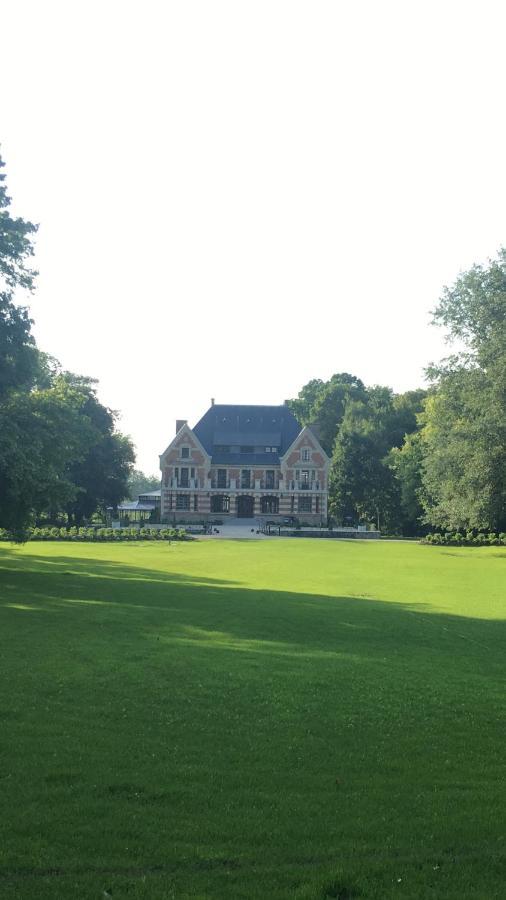 Clos Barthelemy-Chateau D'Eterpigny Bed & Breakfast Eterpigny  Exterior photo